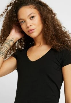 2 PACK - T-shirt Basic -Kleding Outlet Winkel 37ff36b777d14c27a006d5de9d1647db