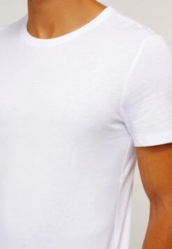 Pier One 2 PACK - T-shirt Basic -Kleding Outlet Winkel 5263f78b1e87481ea0e824d35031cd9e