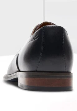 CARVALHO - Veterschoenen -Kleding Outlet Winkel 87d09bc73ee14534b5615444aaafbcc8