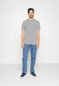 Pier One 3 PACK - T-shirt Basic