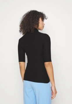 SLIM TURTLENECK HALF SLEEVES - T-shirt Basic 9 SLIM TURTLENECK HALF SLEEVES - T-shirt Basic -Kleding Outlet Winkel ecc82142d6a1407b9fc91e065d3e1c3a